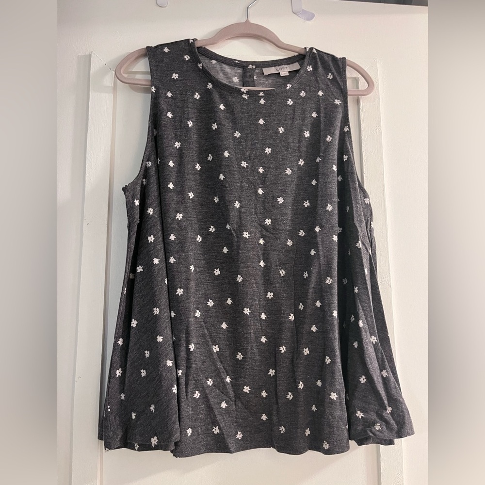 LOFT Gray Sleeveless Flowered Swing Tank Top